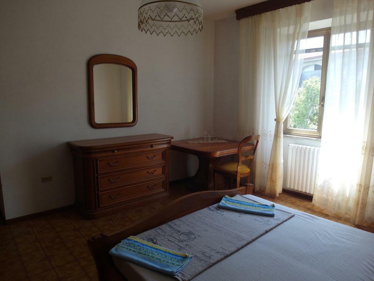 Apartment Via Montenegro Ghilarza ภายนอก รูปภาพ