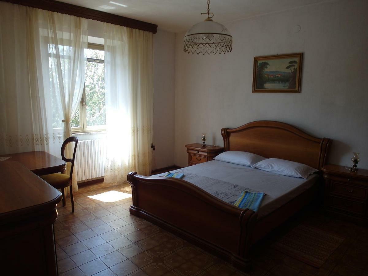Apartment Via Montenegro Ghilarza ภายนอก รูปภาพ